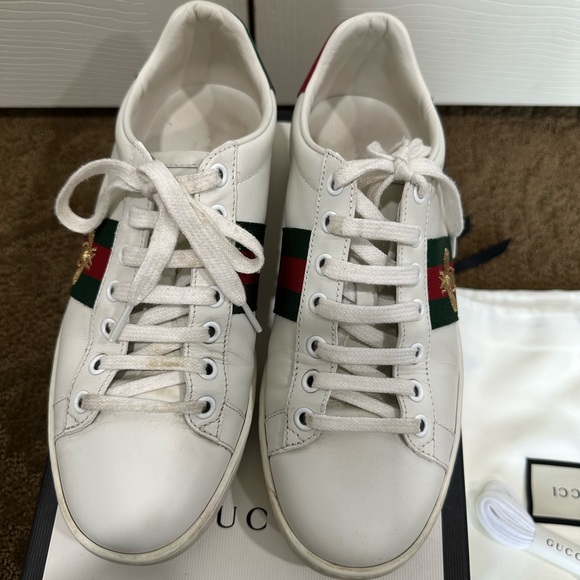 Gucci Sneakers - Picture 5 of 9